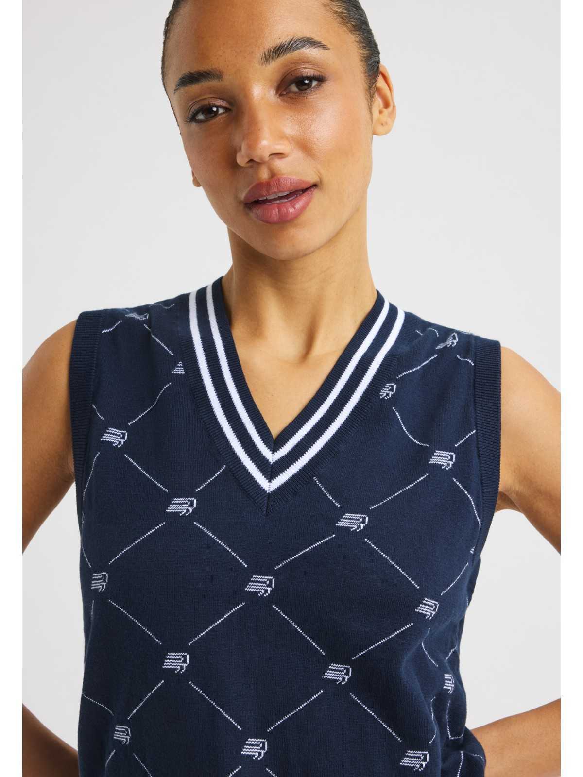 Röhnisch R logo vest